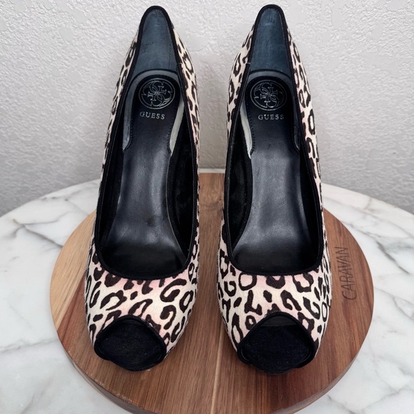 Guess NWOT High Heels,leopard,print,genuine, leather,ponyhair SZ 9.5 peep toe - Picture 2 of 10